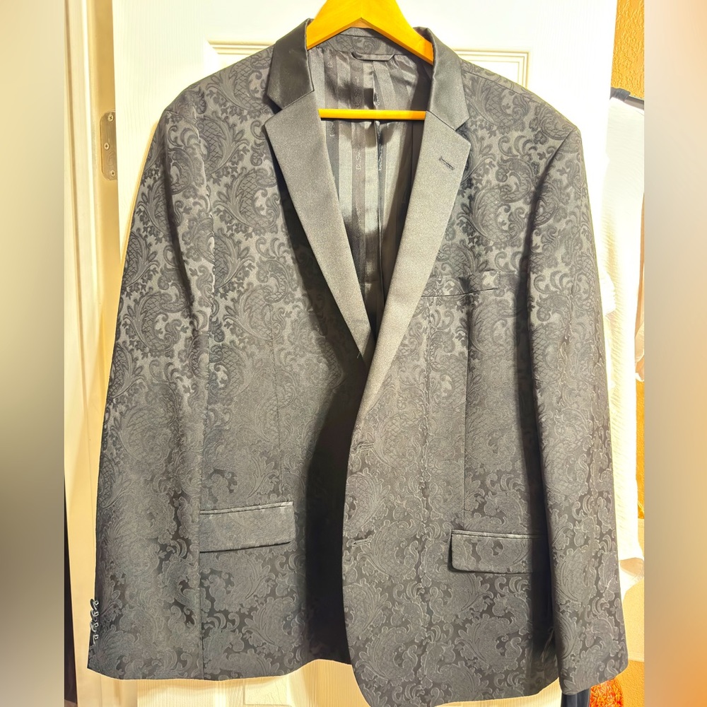 Men’s Black Ben Sherman Dinner Jacket! Like New!